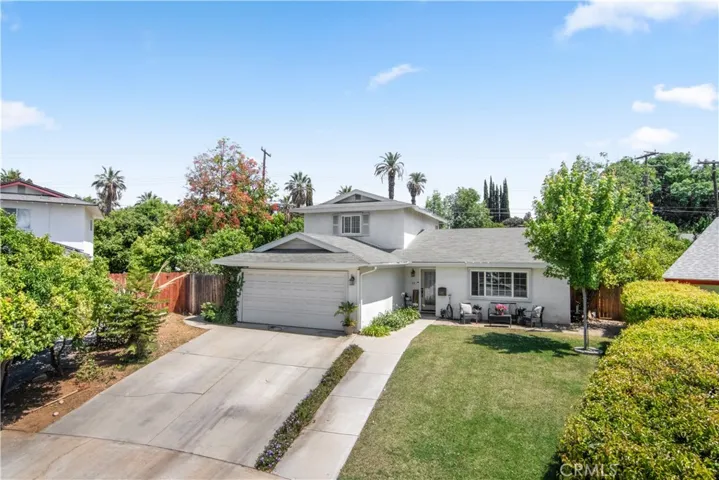 742 Sherwood, Redlands, California 92373
