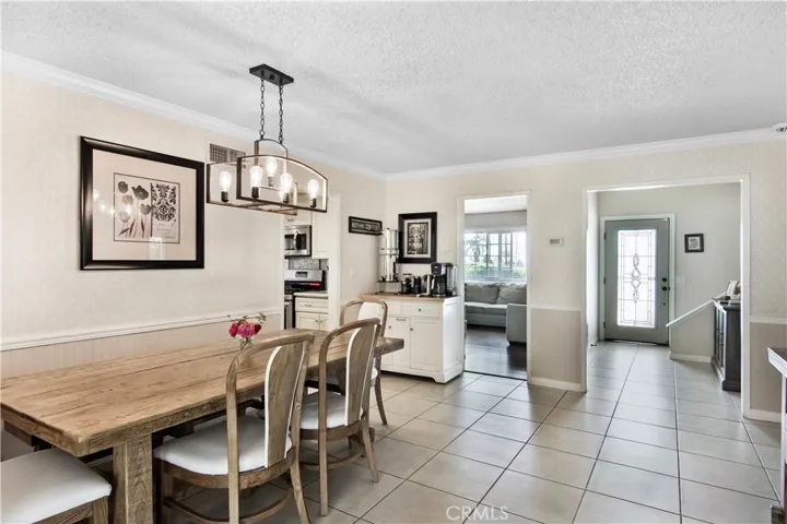 742 Sherwood, Redlands, California 92373