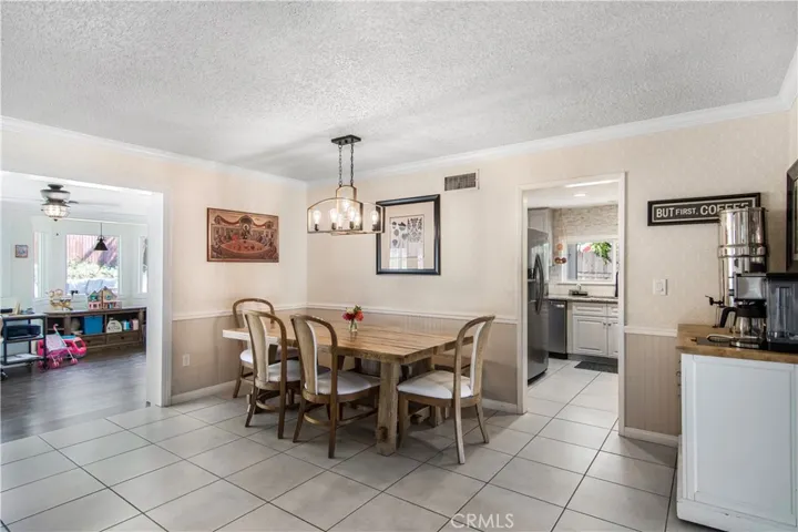 742 Sherwood, Redlands, California 92373