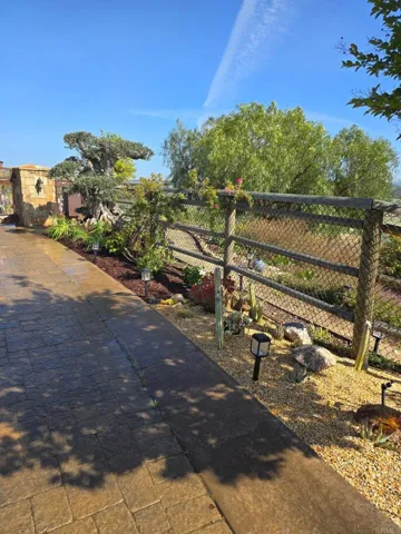 3752 Monserate Place, Fallbrook, California 92028