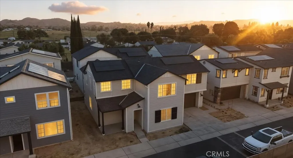 PHOTOS ARE OF MODEL MATCH - EXTERIOR AND INTERIOR FINISHES MAY VARY