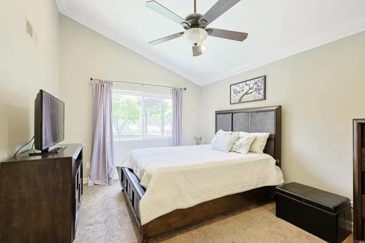 5390 Huaracha Court, Tierrasanta, California 92124
