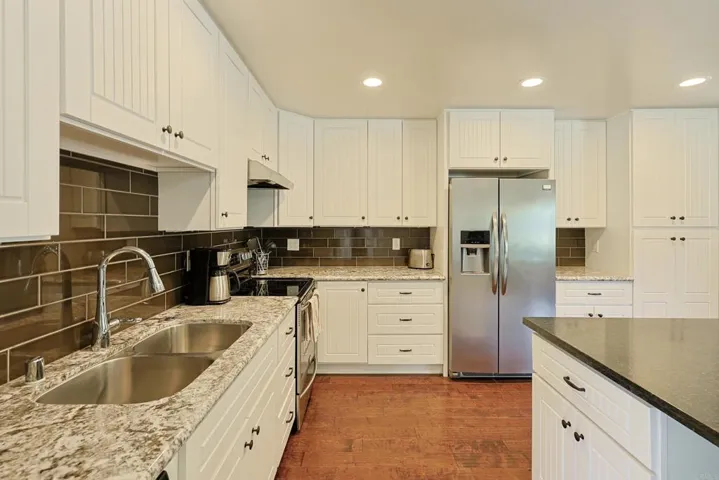 5390 Huaracha Court, Tierrasanta, California 92124