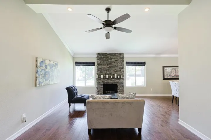 5390 Huaracha Court, Tierrasanta, California 92124