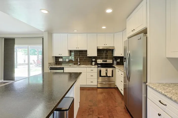 5390 Huaracha Court, Tierrasanta, California 92124