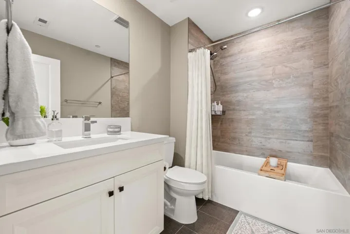 13085 Olympus Circle 1, Poway, California 92064