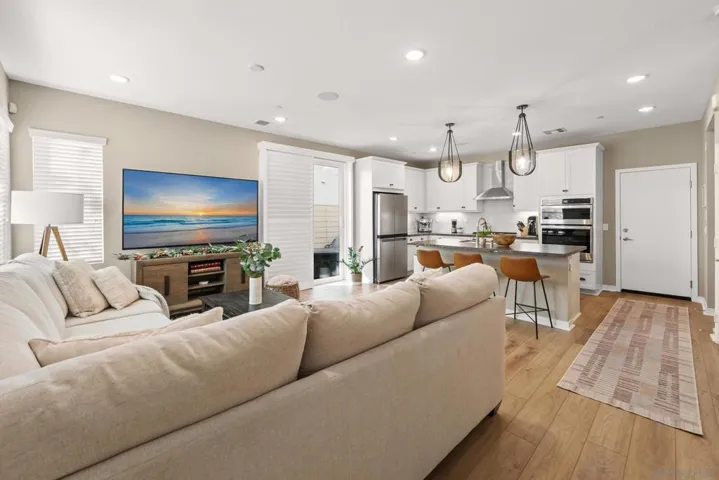 13085 Olympus Circle 1, Poway, California 92064