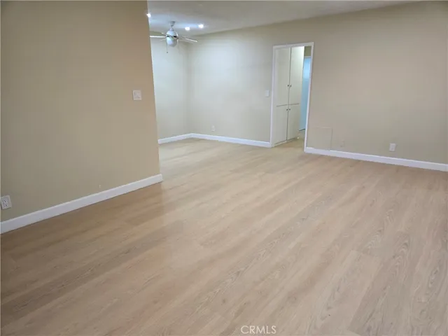 Living room & dining area