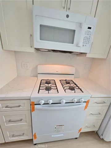 Kitchen's new stove