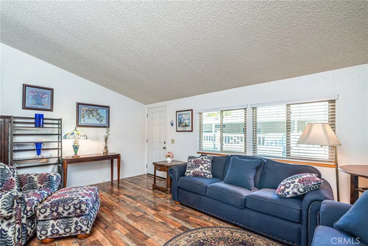 38075 Calle Amigable, Murrieta, California 92563
