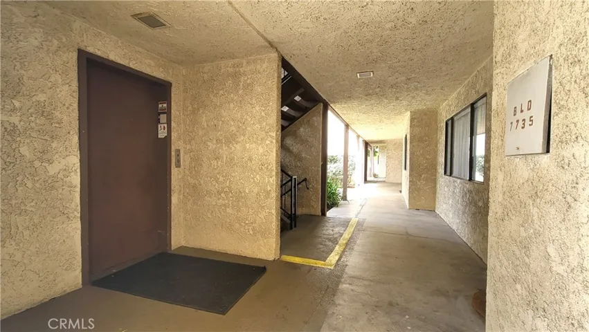 Elevator to garage
