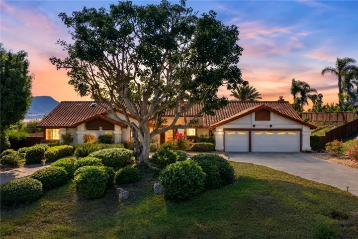Front of home virtual twilight