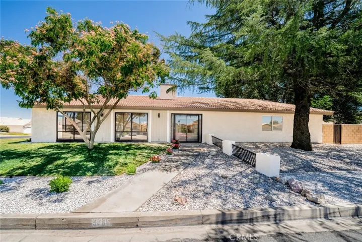 13665 Driftwood, Victorville, California 92395