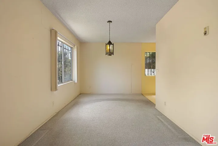 5025 Maplewood Avenue 14, Los Angeles, California 90004