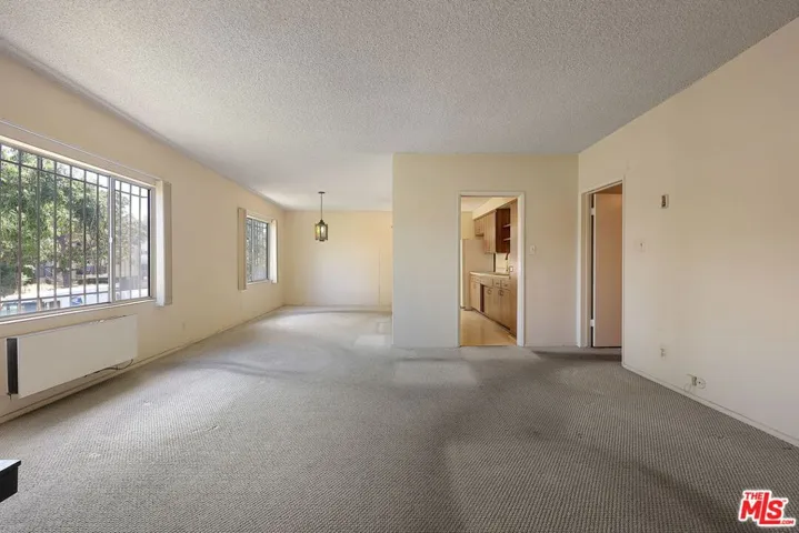 5025 Maplewood Avenue 14, Los Angeles, California 90004