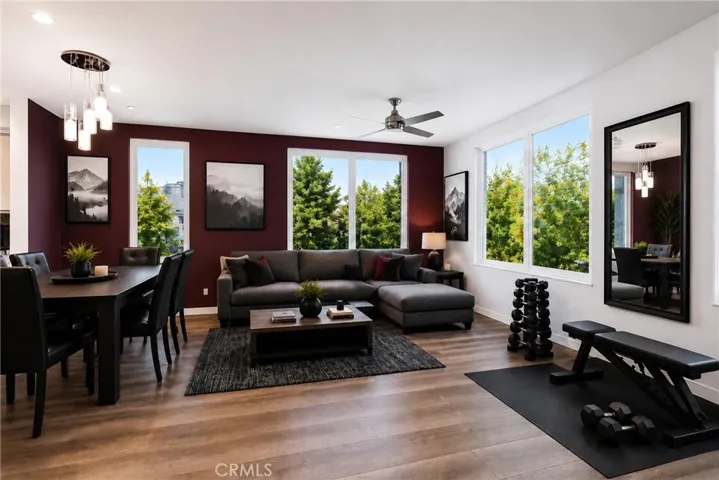 105 Galaxie, Covina, California 91723