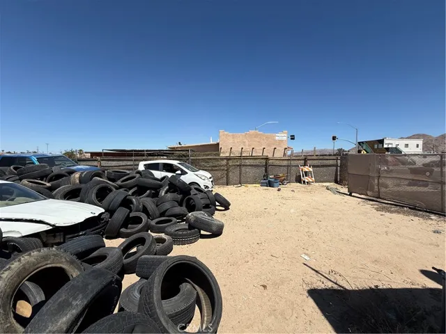 72028 29 Palms, 29 Palms, California 92277
