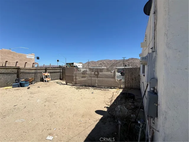 72028 29 Palms, 29 Palms, California 92277
