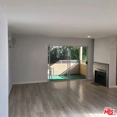 1200 S Shenandoah Street 106, Los Angeles, California 90035