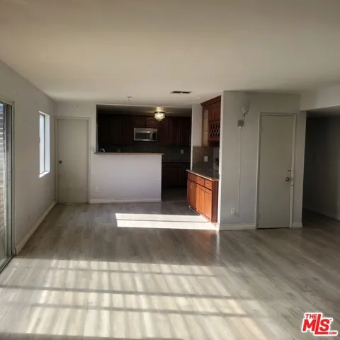 1200 S Shenandoah Street 106, Los Angeles, California 90035