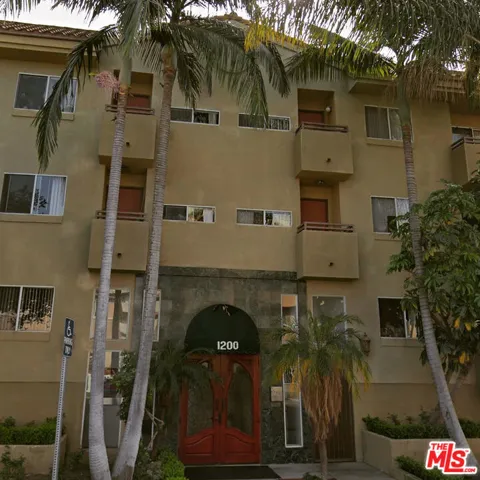 1200 S Shenandoah Street 106, Los Angeles, California 90035