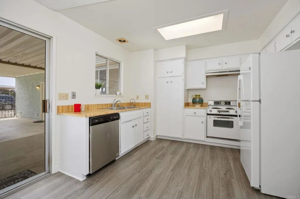 3544 Boussock Lane, Oceanside, California 92057 — photo 5
