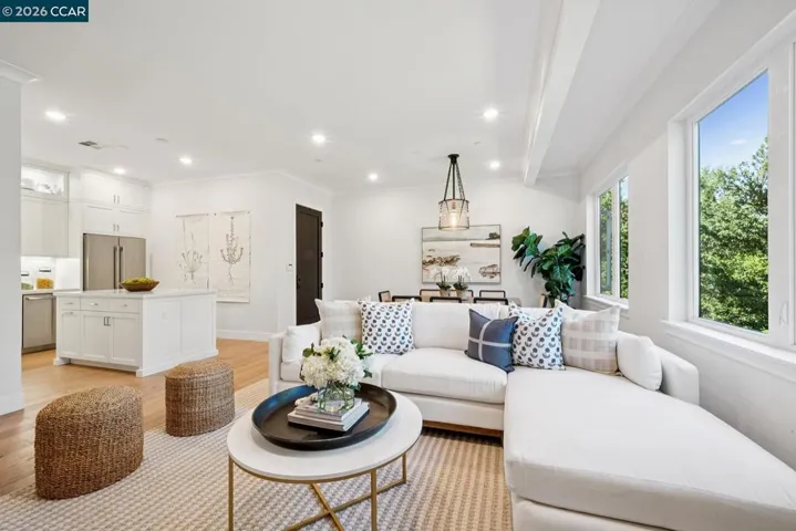 25 Woodbury Highlands Ct 21, Lafayette, California 94549
