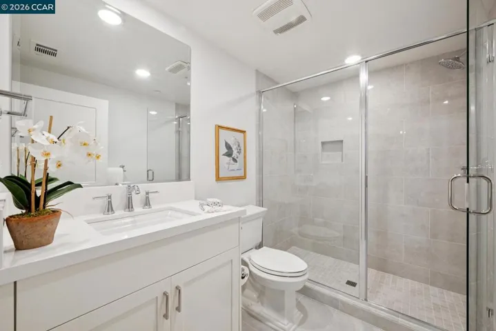 25 Woodbury Highlands Ct 21, Lafayette, California 94549