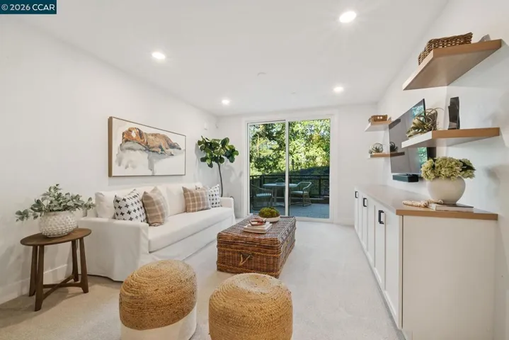 25 Woodbury Highlands Ct 21, Lafayette, California 94549