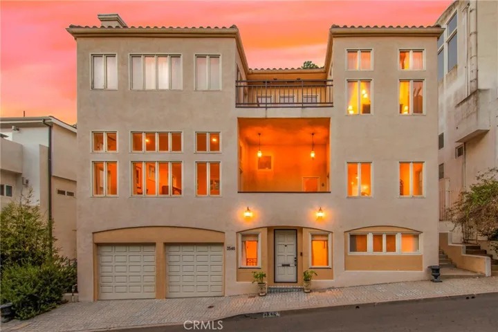 3546 Dixie Canyon, Los Angeles, California 91423