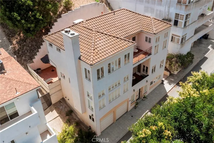 3546 Dixie Canyon, Los Angeles, California 91423