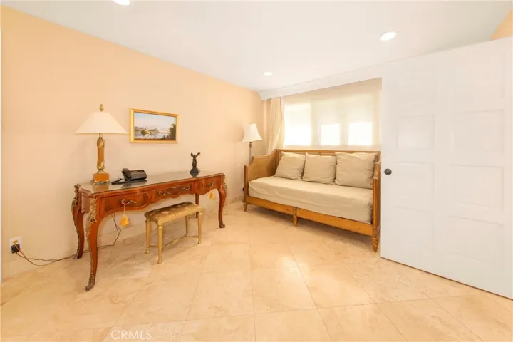 3546 Dixie Canyon, Los Angeles, California 91423