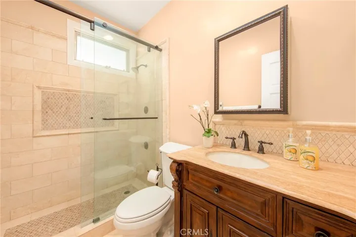 3546 Dixie Canyon, Los Angeles, California 91423