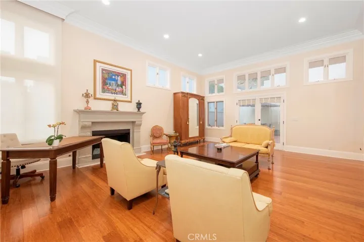 3546 Dixie Canyon, Los Angeles, California 91423