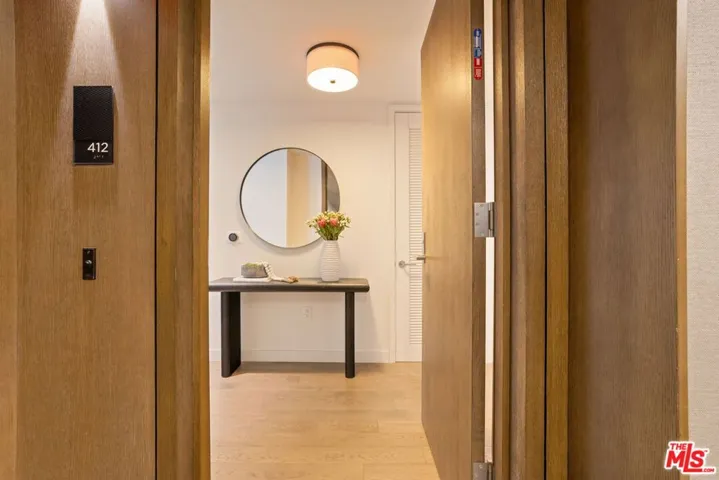 1755 Ocean Avenue 412, Santa Monica, California 90401