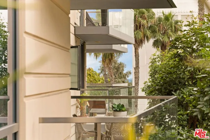 1755 Ocean Avenue 412, Santa Monica, California 90401