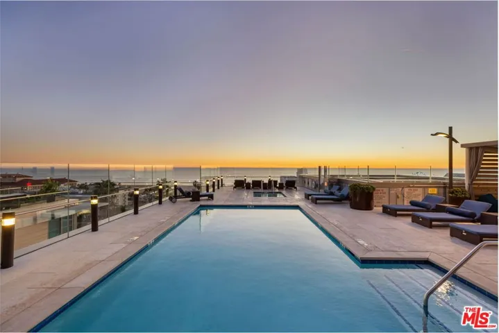 1755 Ocean Avenue 412, Santa Monica, California 90401