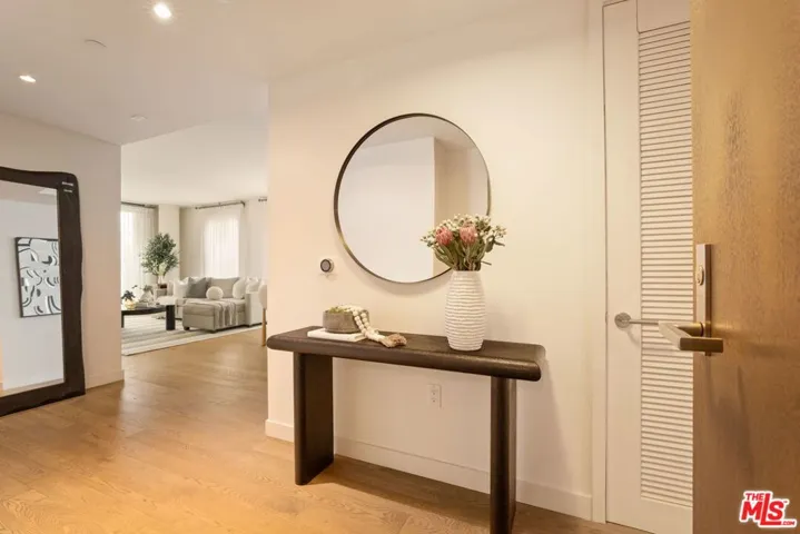 1755 Ocean Avenue 412, Santa Monica, California 90401