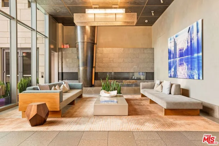1755 Ocean Avenue 412, Santa Monica, California 90401