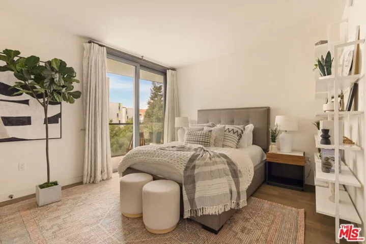 1755 Ocean Avenue 412, Santa Monica, California 90401