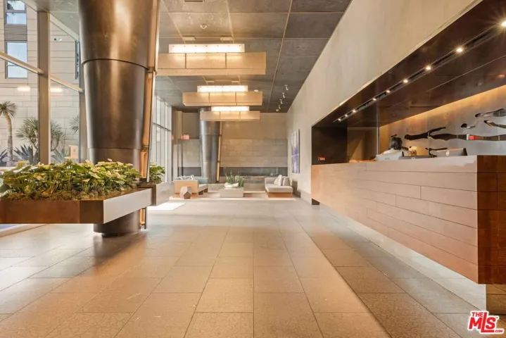1755 Ocean Avenue 412, Santa Monica, California 90401