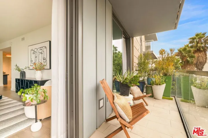 1755 Ocean Avenue 412, Santa Monica, California 90401