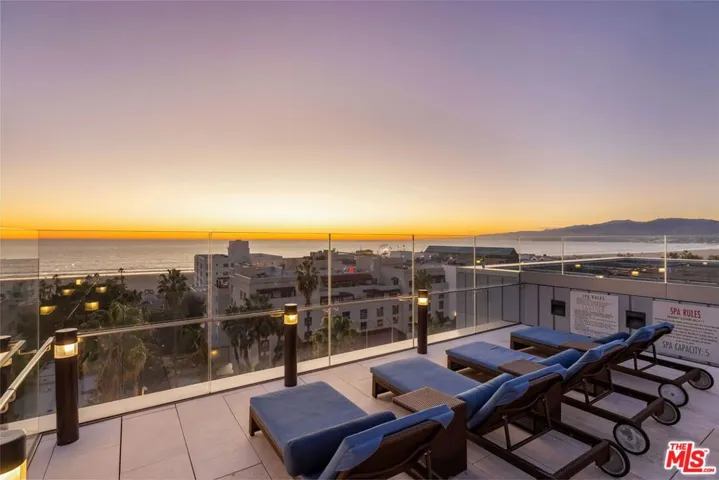 1755 Ocean Avenue 412, Santa Monica, California 90401
