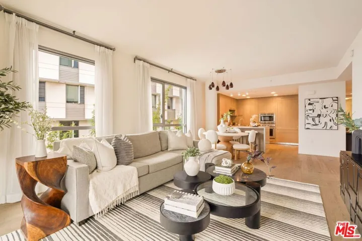 1755 Ocean Avenue 412, Santa Monica, California 90401