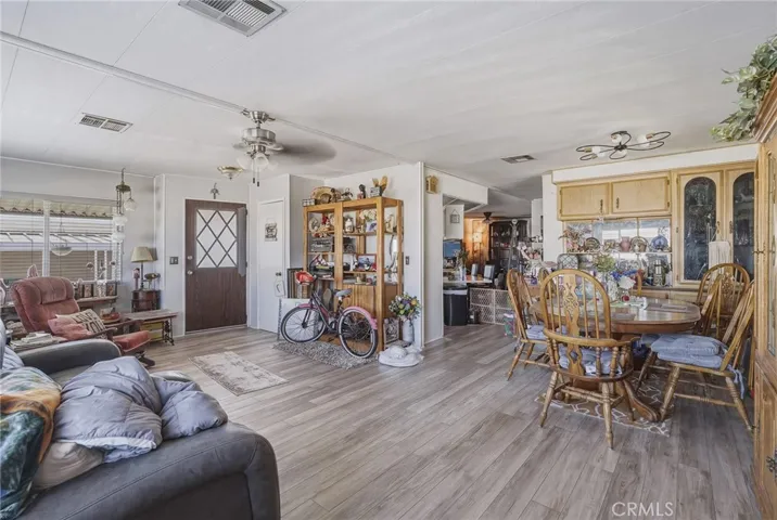 3945 Bradford 128, La Verne, California 91759