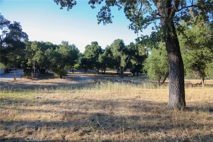 3625 La Luz Road, Atascadero, California 93422