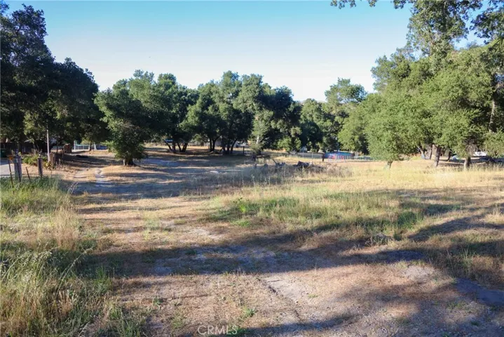 3625 La Luz Road, Atascadero, California 93422