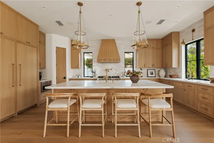 8344 Mcconnell, Los Angeles, California 90045