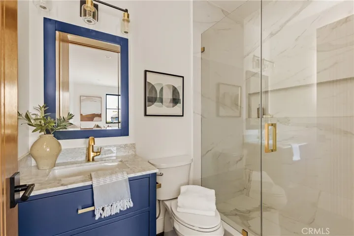 8344 Mcconnell, Los Angeles, California 90045