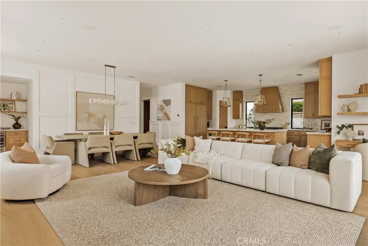 8344 Mcconnell, Los Angeles, California 90045
